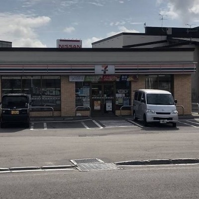 セブンイレブン函館神山店