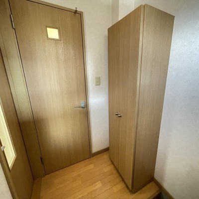 収納とトイレの扉☆