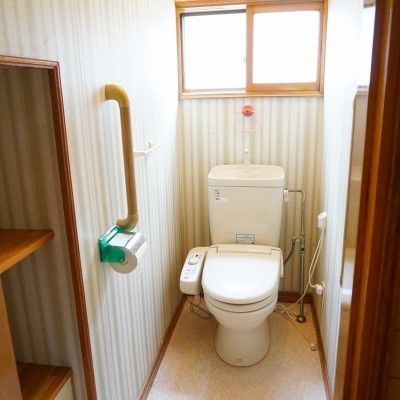 ウォシュレット付きです