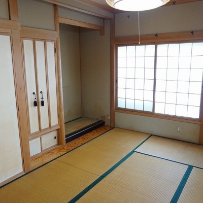 収納、床の間付きの和室