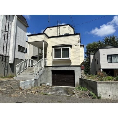 外壁、屋根、シャッター塗装済み