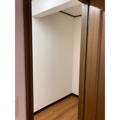 2階廊下に面した納戸です