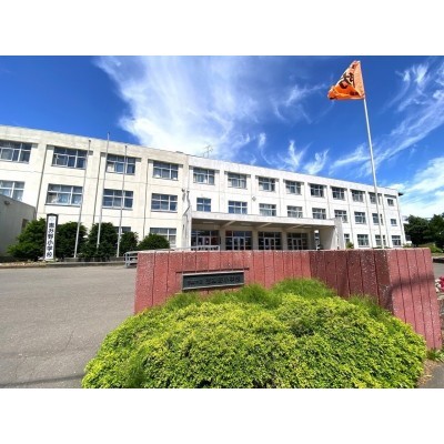 恵み野小学校(約1000m)