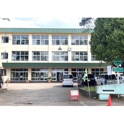 恵庭市 若草小学校(約1000m)