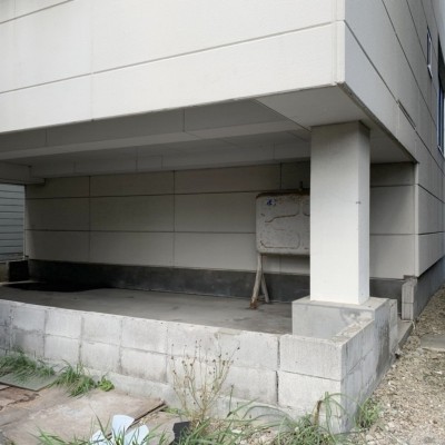 建物裏側にもピットがあり様々な活用ができます