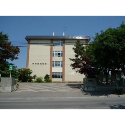 北美原小学校