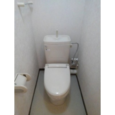 シンプルで使いやすいトイレです