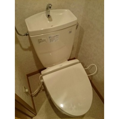 シンプルで使いやすいトイレです