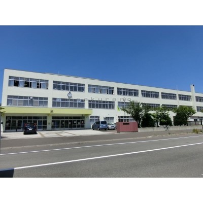 札幌市立 前田中学校まで241m