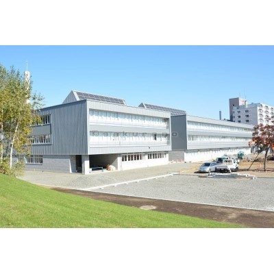 札幌市立 手稲中学校まで480m
