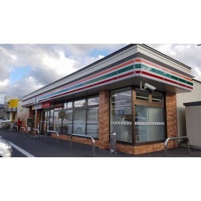 セブンイレブン小樽桂岡店徒歩5分(約400m)