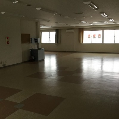 内部写真は貸出前の写真です。
