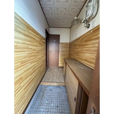 201号室 玄関
