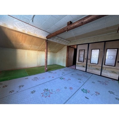 detached この地域の土地参考価格
北海道余市郡余市町富沢町3丁目8-2、8-4