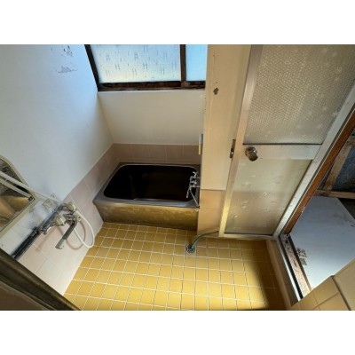 detached この地域の土地参考価格
北海道余市郡余市町富沢町3丁目8-2、8-4