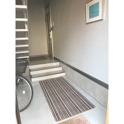 ★お手入れの行き届いた内階段です。