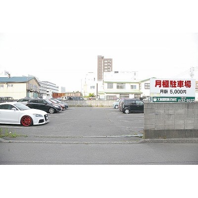 自社月極駐車場5000円(税別)