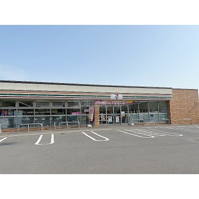 ★セブンイレブンまで徒歩12分です