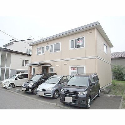 軽自動車なら駐車4台可