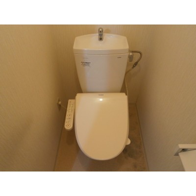 ウォシュレット付きトイレ