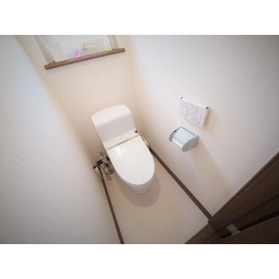 新品のトイレ