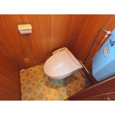 温水洗浄付きトイレ