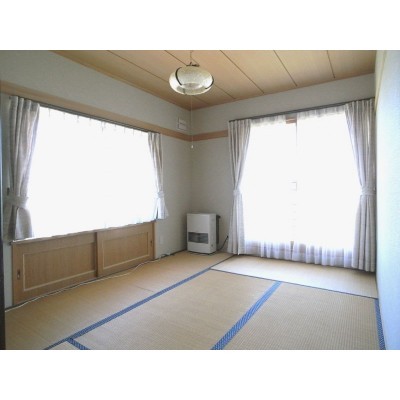出窓から樽前山が観えます。