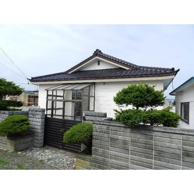 立派な門構えです