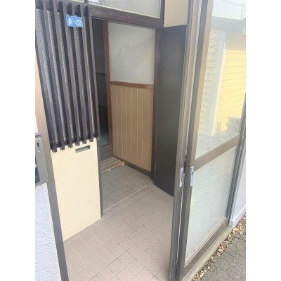 玄関フード