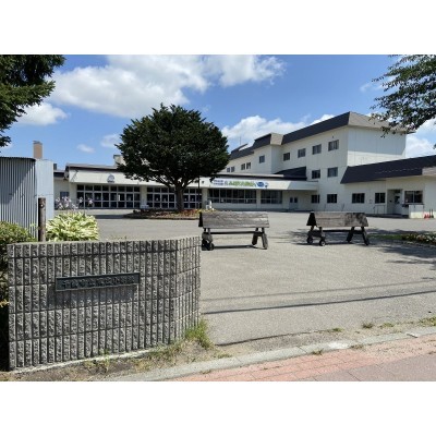 末広小学校