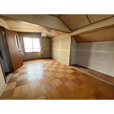 detached この地域の土地参考価格
北海道三笠市幸町21-8