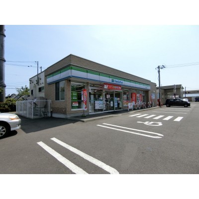 ファミリーマート美原店