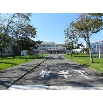 西小学校