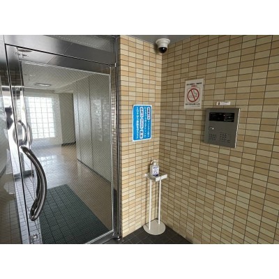 メインエントランス(オートロック)