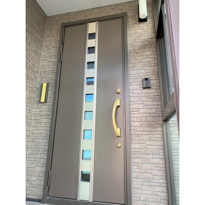 風除室は断熱にも◎。宅配ボックスも設置可能です