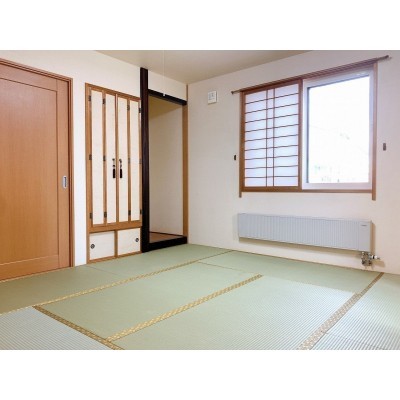 1階8帖和室 玄関から直通なので、客間としてもおすすめです