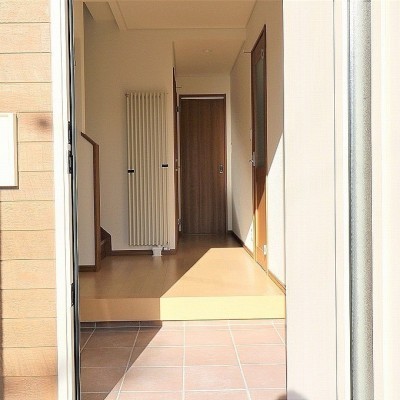 玄関からホール