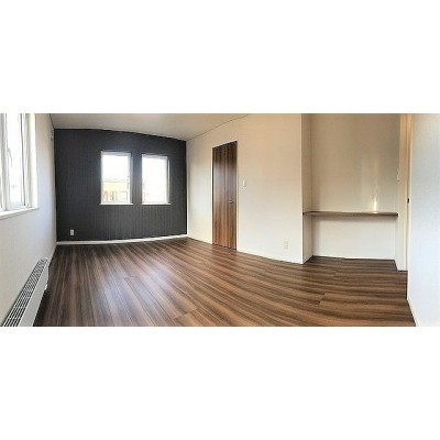 2階洋間8.3帖