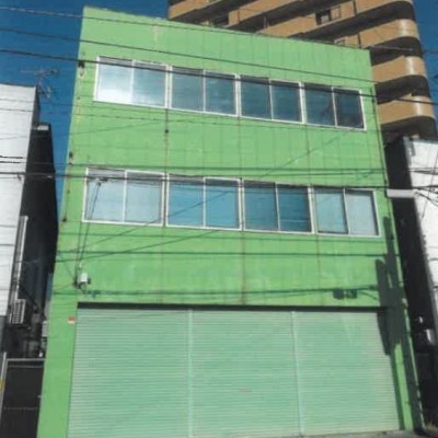 経年のため、改修は必要です。