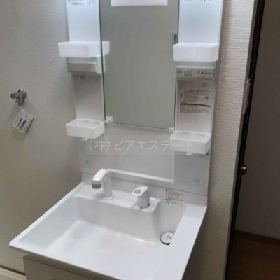 新品洗面化粧台