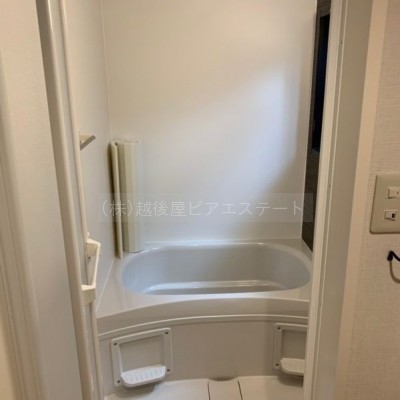現代式の浴室ユニットバス追焚き機能完備