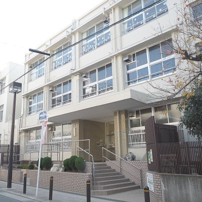 片江小学校