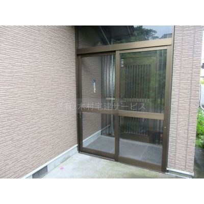玄関フード
