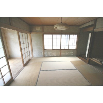 サンルームつき和室8帖