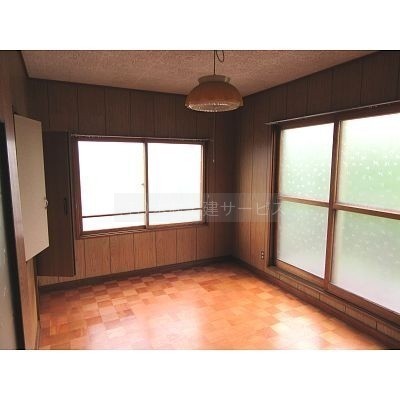 2階 階段横の洋室6帖