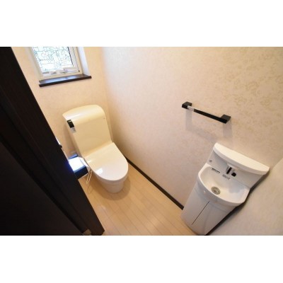 手洗い場のあるトイレ
