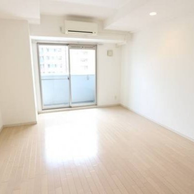 広々とした約9帖の洋室です。