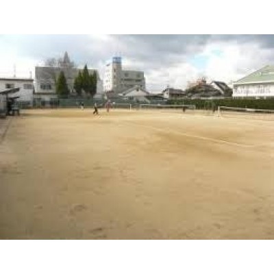 三ノ瀬公園軟式庭球場まで1157m
