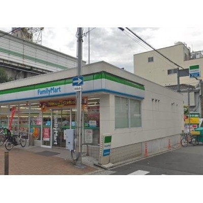 ファミリーマート 瓦屋町二丁目店まで552m