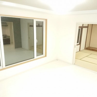 リビングの窓も複層ガラスの樹脂サッシに交換。